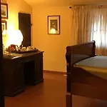 Moglietta Host In Langhe بيت ضيافة Albaretto della Torre