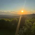 Moglietta Host In Langhe Albaretto della Torre