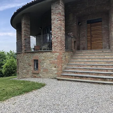 Pensjonat Moglietta Host In Langhe Albaretto della Torre