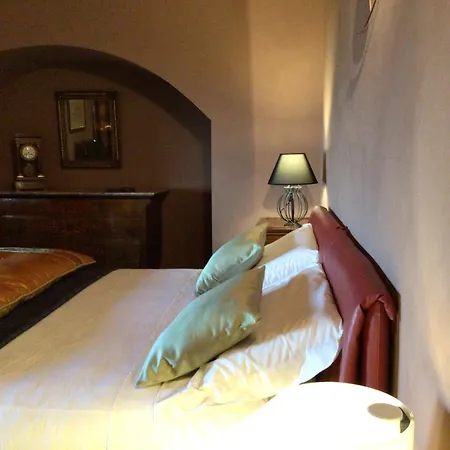 Moglietta Host In Langhe * Albaretto della Torre