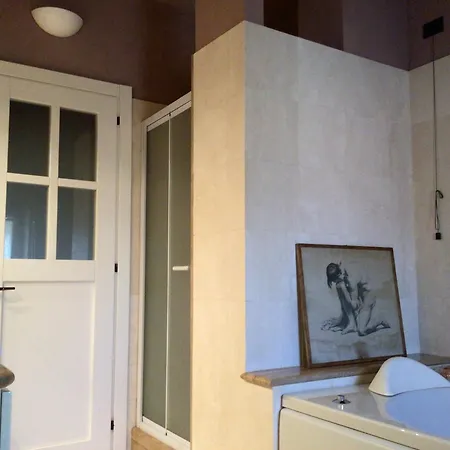 Moglietta Host In Langhe Konukevi *