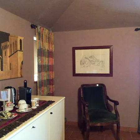 Konukevi Moglietta Host In Langhe Albaretto della Torre