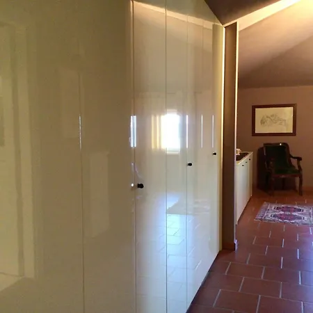 Πανσιόν Moglietta Host In Langhe *