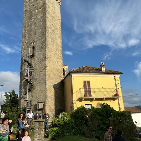 Moglietta Host In Langhe Πανσιόν *