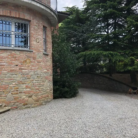 Moglietta Host In Langhe Penzion Albaretto della Torre
