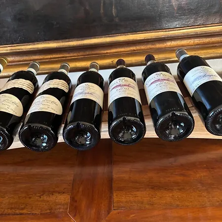 Moglietta Host In Langhe